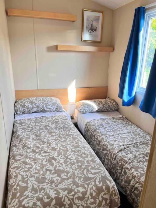 Lola'S Caravan. Your Home Away From Home. Parkeston Dış mekan fotoğraf