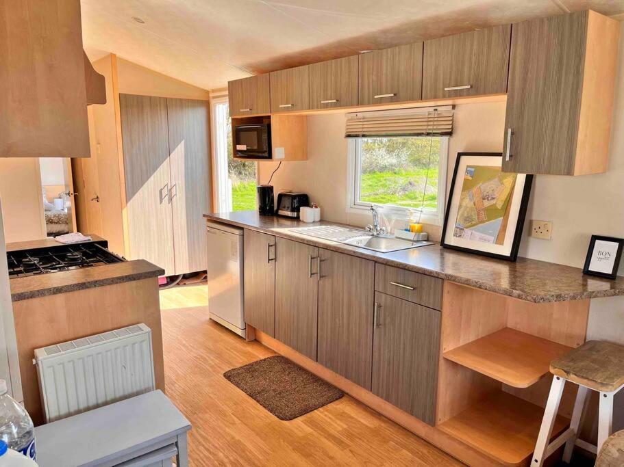 Lola'S Caravan. Your Home Away From Home. Parkeston Dış mekan fotoğraf