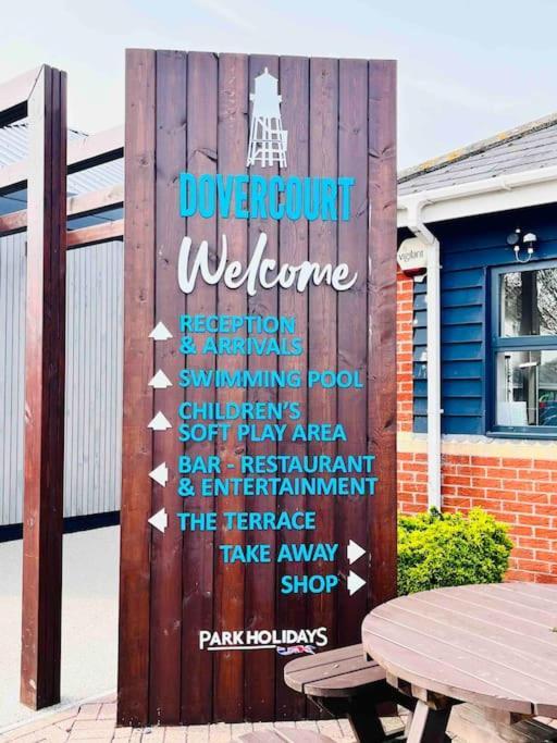 Lola'S Caravan. Your Home Away From Home. Parkeston Dış mekan fotoğraf