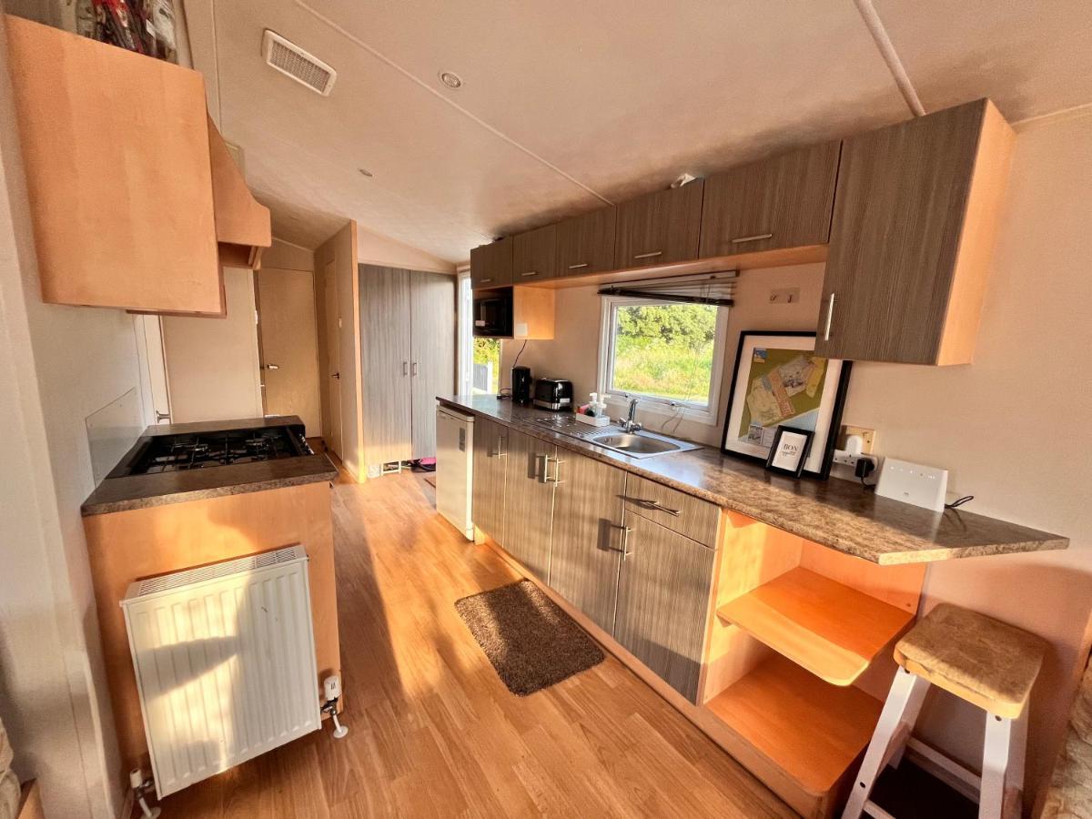 Lola'S Caravan. Your Home Away From Home. Parkeston Dış mekan fotoğraf