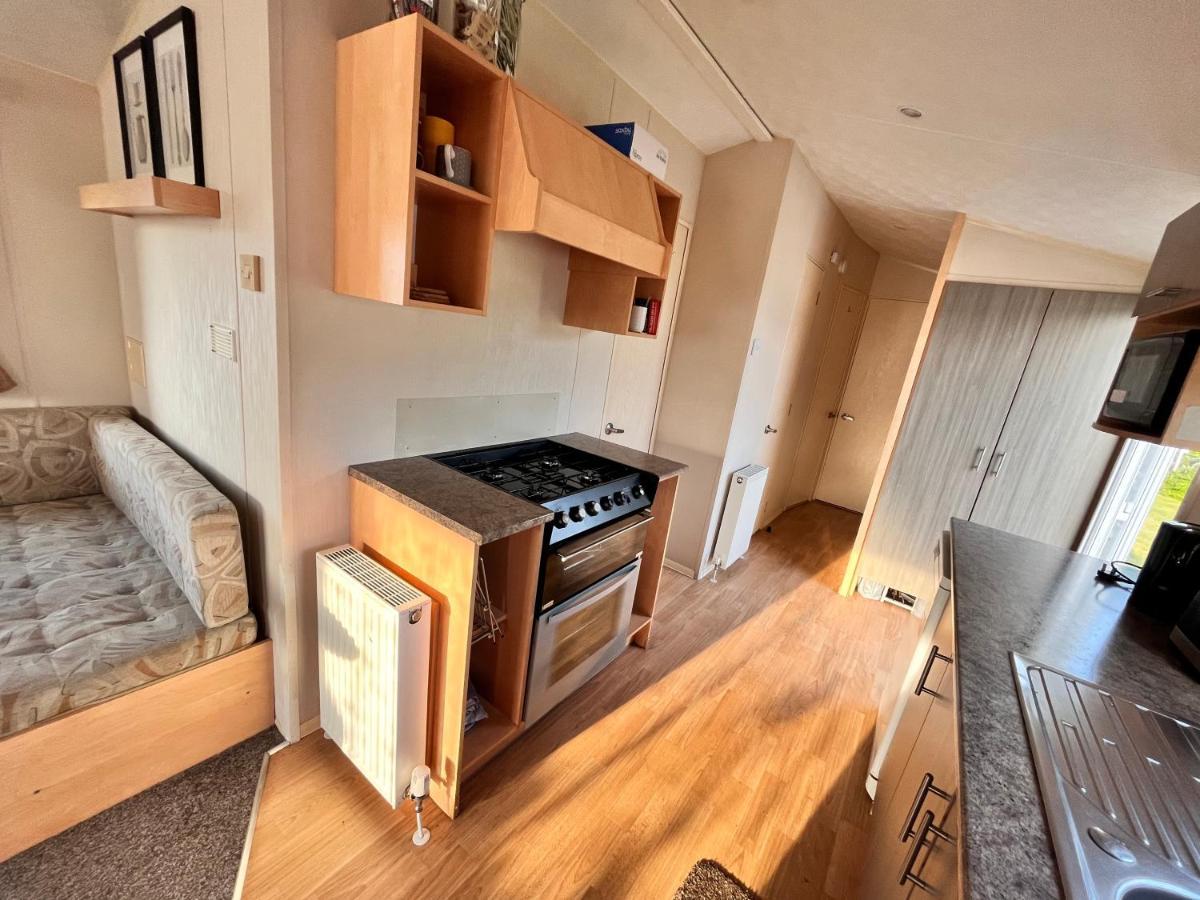 Lola'S Caravan. Your Home Away From Home. Parkeston Dış mekan fotoğraf